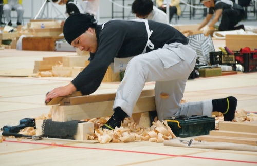全国トップレベルの技術者を輩出する「ポラス建築技術訓練校」